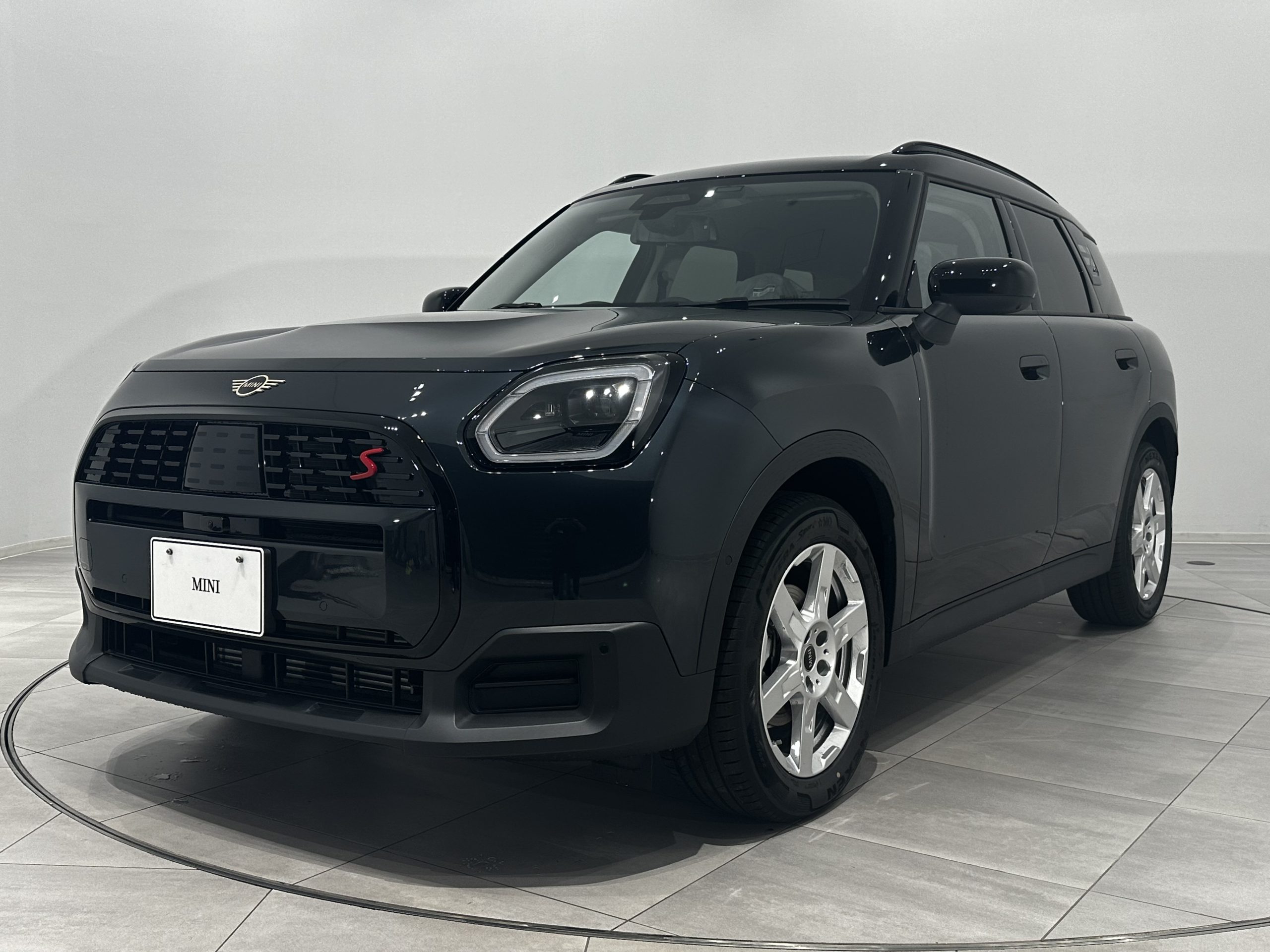 【新車】THE NEW MINI COUNTRYMAN S ALL4