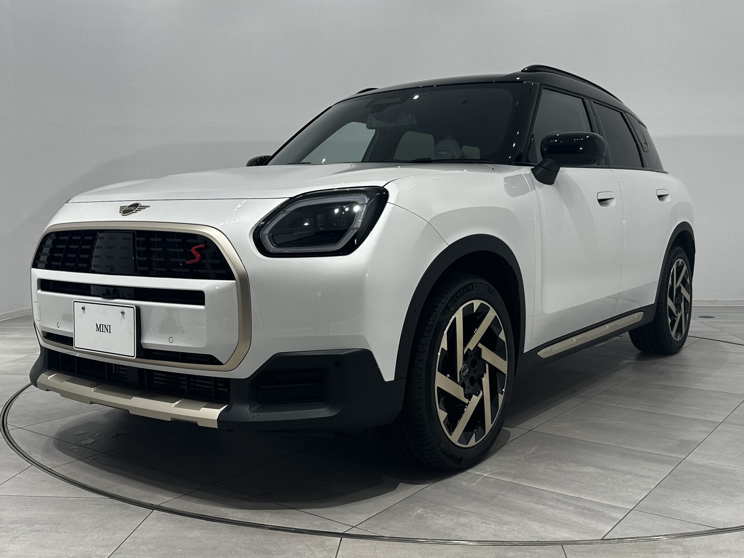 【新車】THE NEW MINI COUNTRYMAN S ALL4