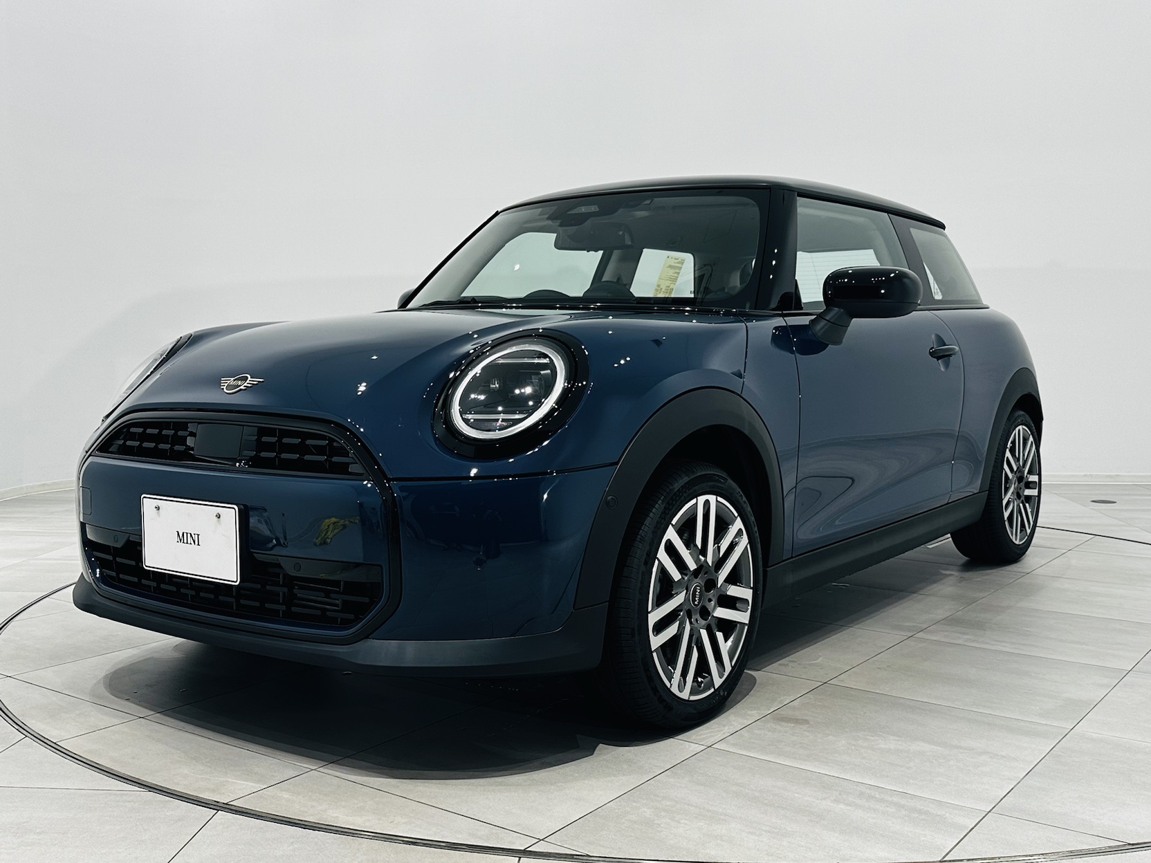 【新車】THE NEW MINI COOPER