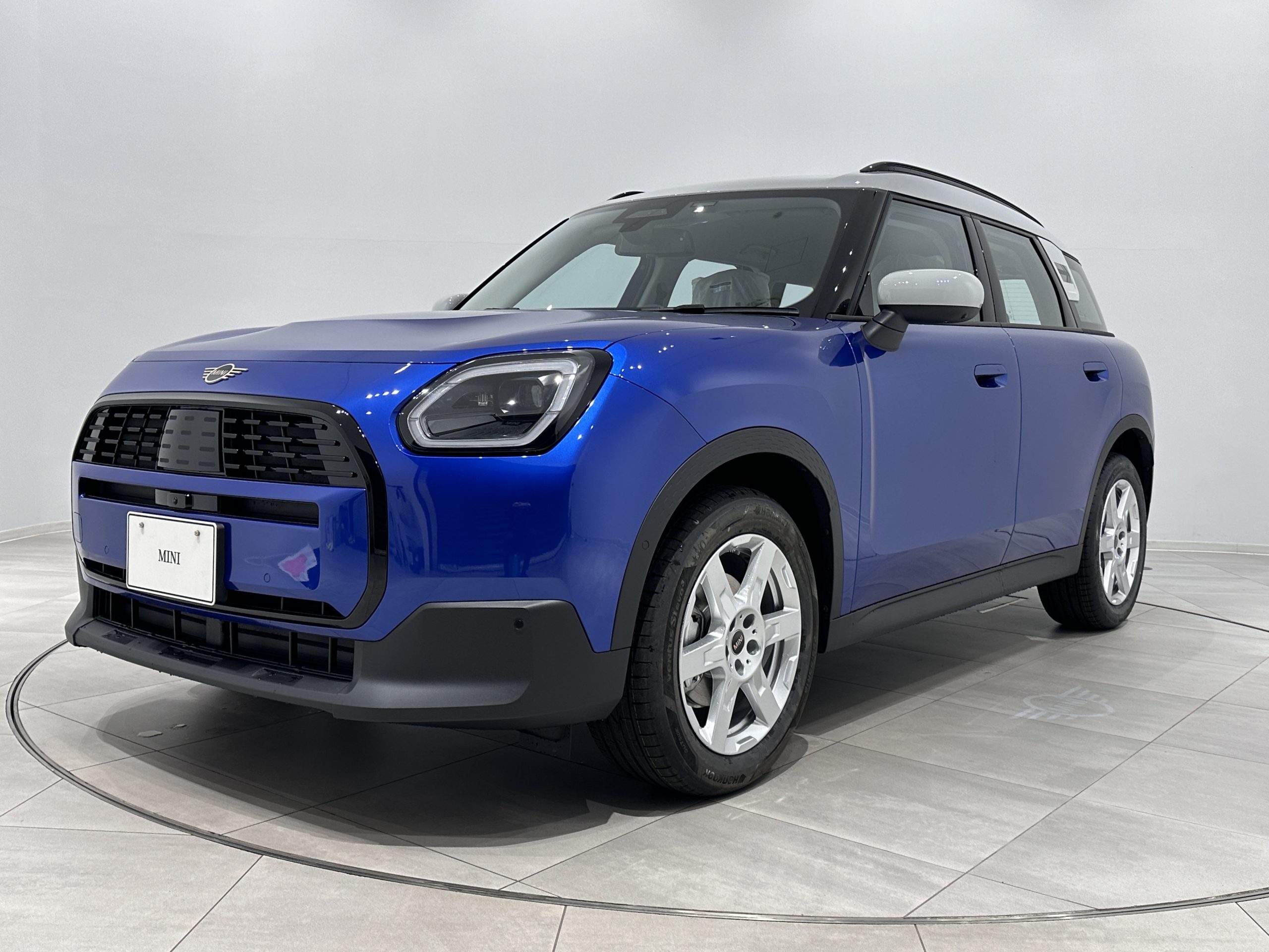 【新車】THE NEW MINI COUNTRYMAN D