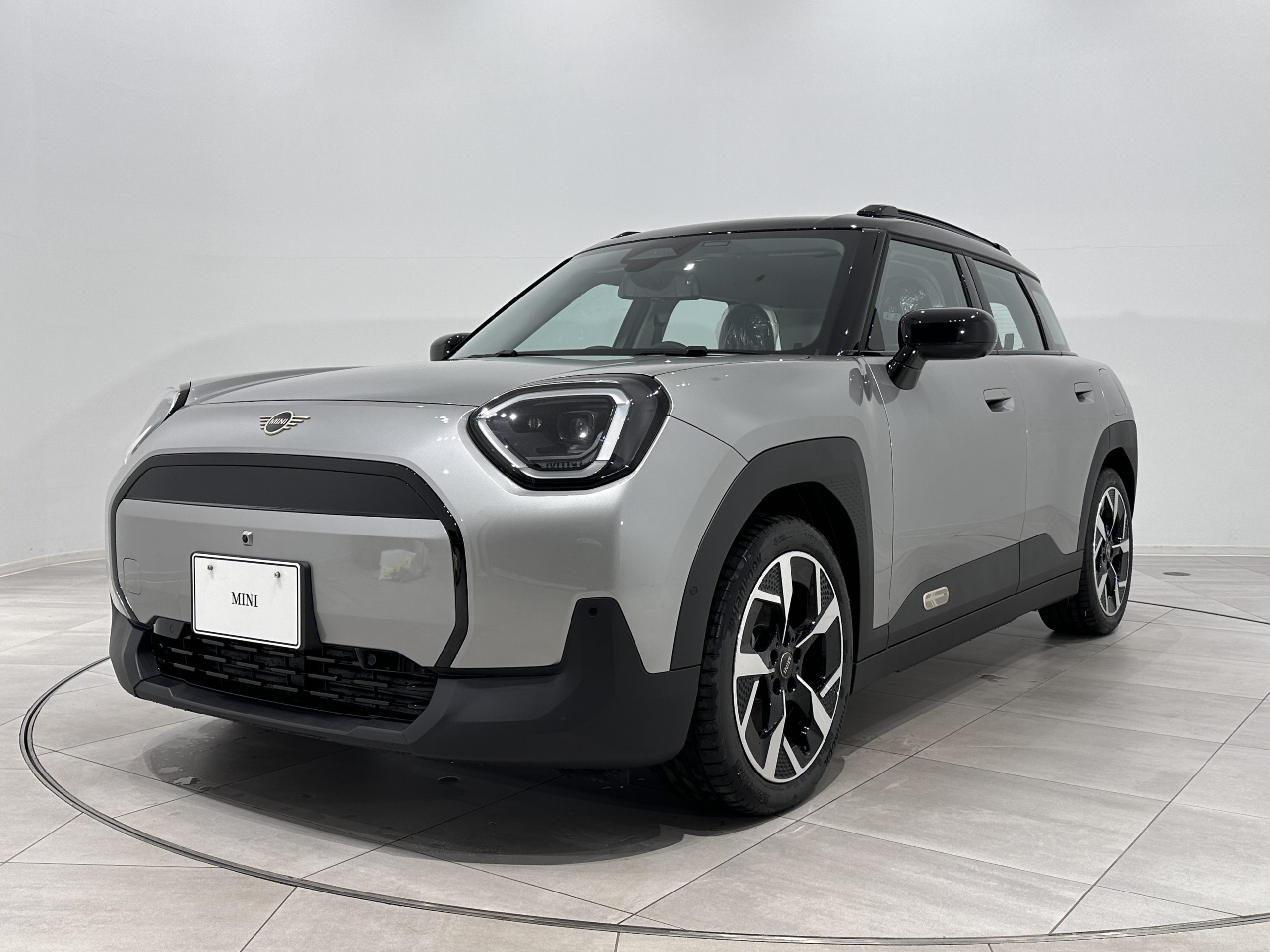 【新車】THE NEW ALL-ELECTRIC MINI ACEMAN.