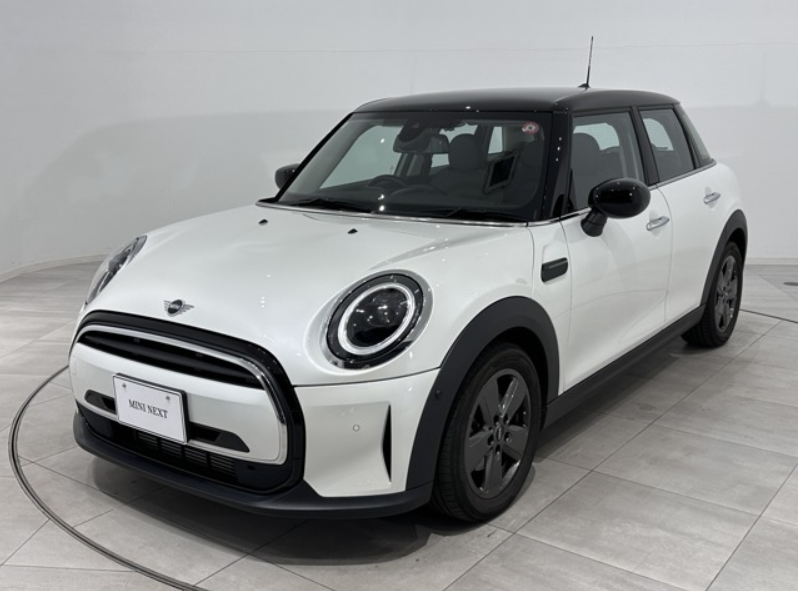 MINI COOPER 5DOOR. PREMIUM PLUS LINE