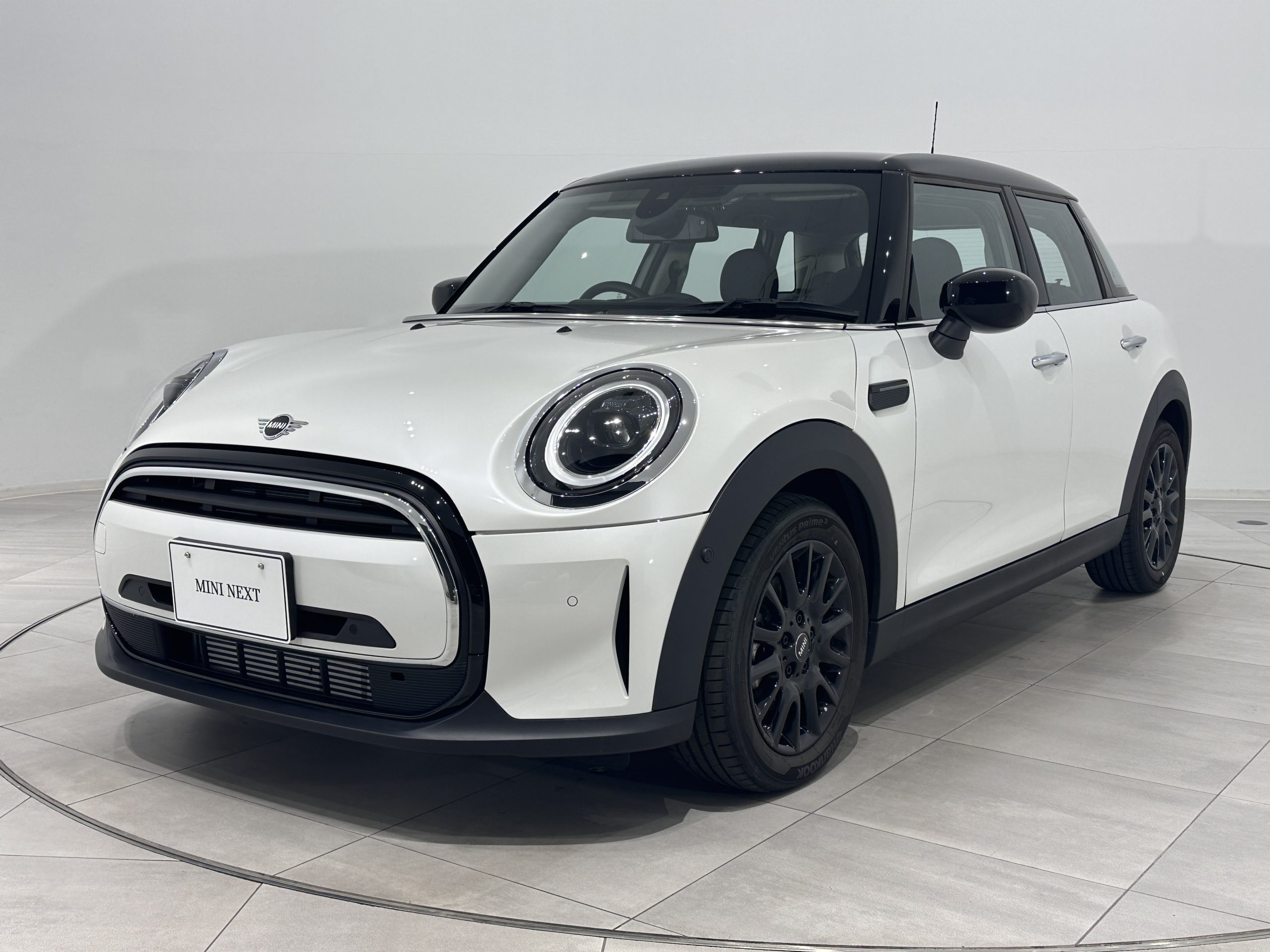 MINI COOPER D 5DOOR.