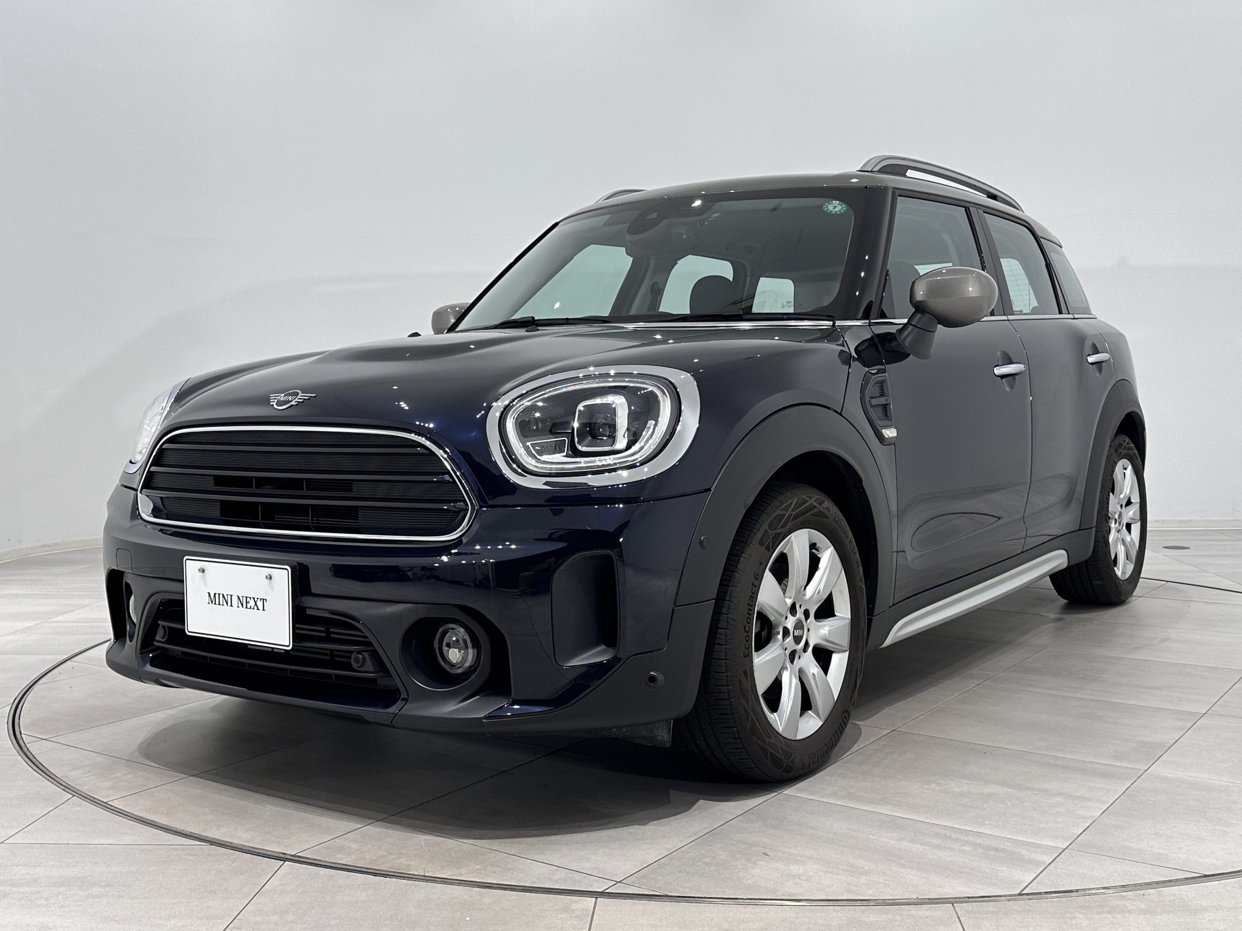 MINI COOPER D CROSSOVER.