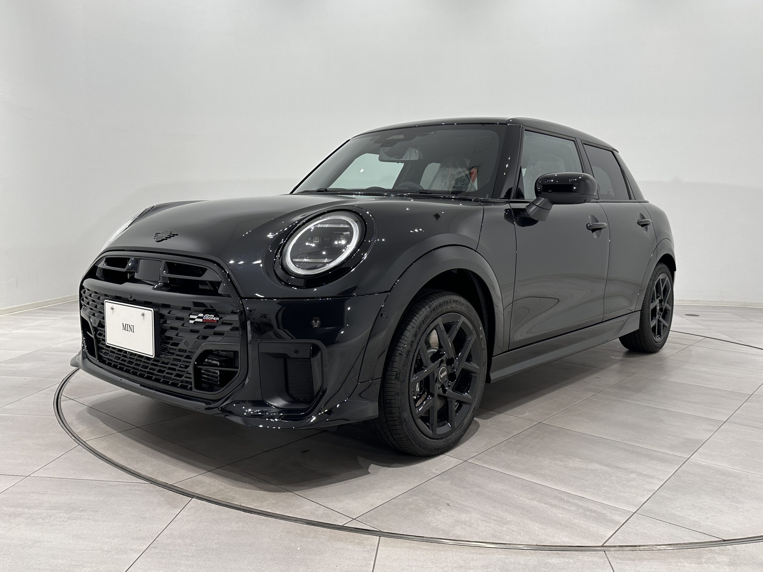 【新車】THE NEW MINI COOPER S 5DOOR.