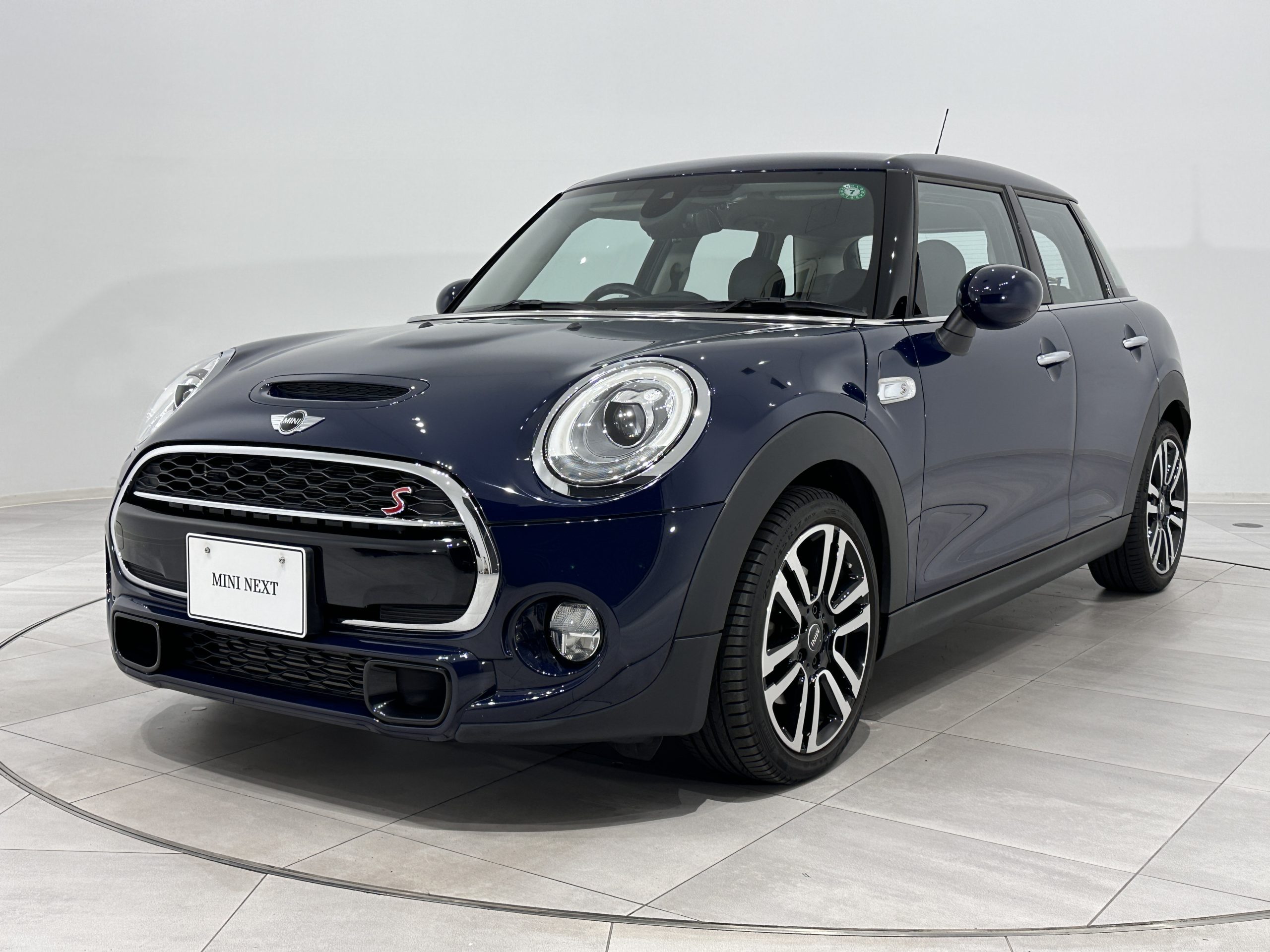 MINI COOPER S 5 DOOR