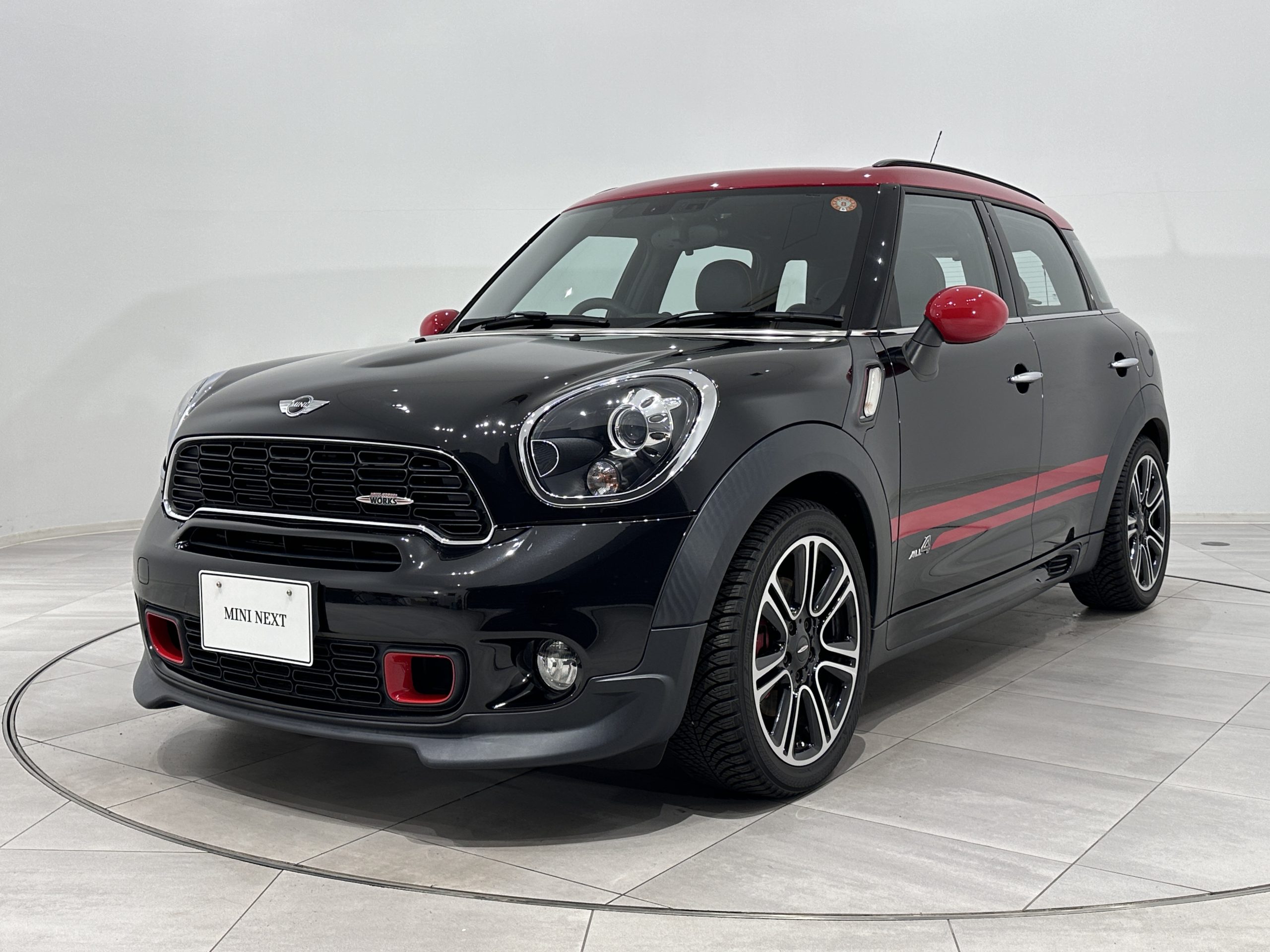 MINI CROSSOVER JCW
