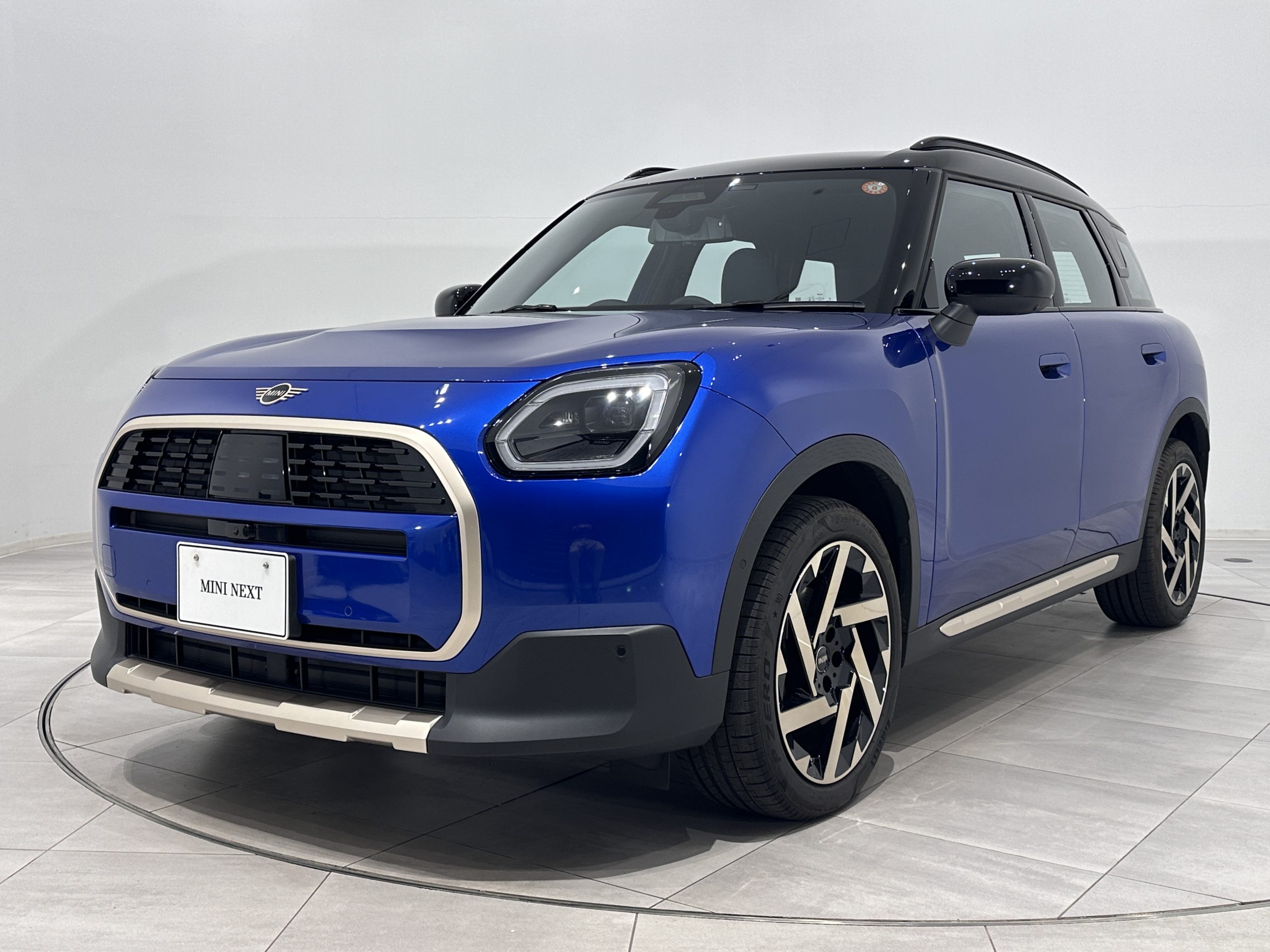 MINI COUNTRYMAN D