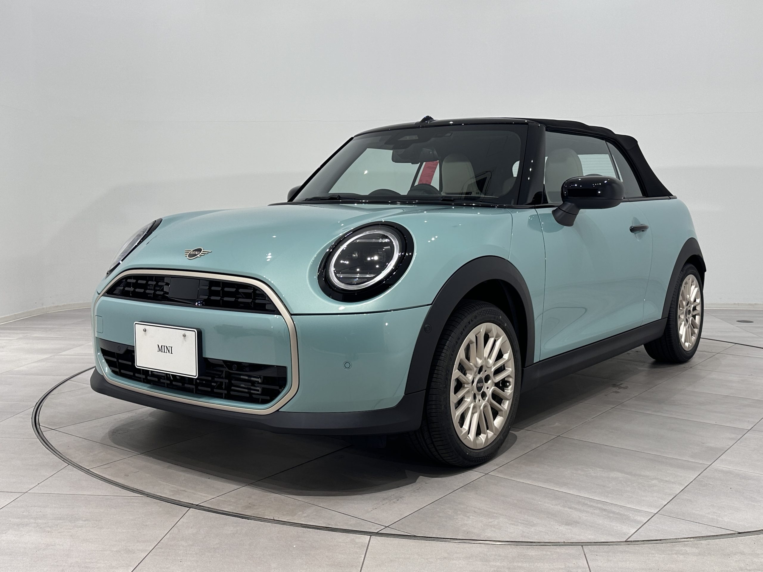 【新車】THE NEW MINI COOPER CONVERTIBLE C.