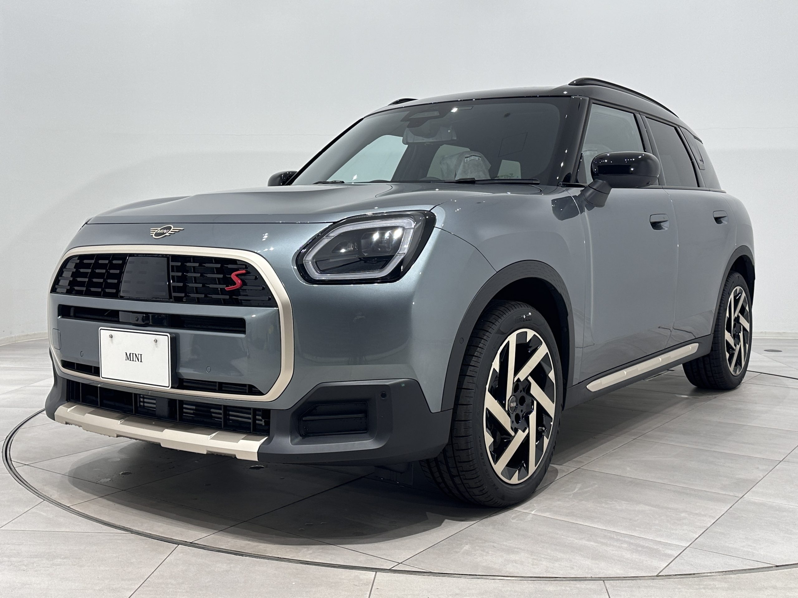 【新車】THE NEW MINI COUNTRYMAN S ALL4