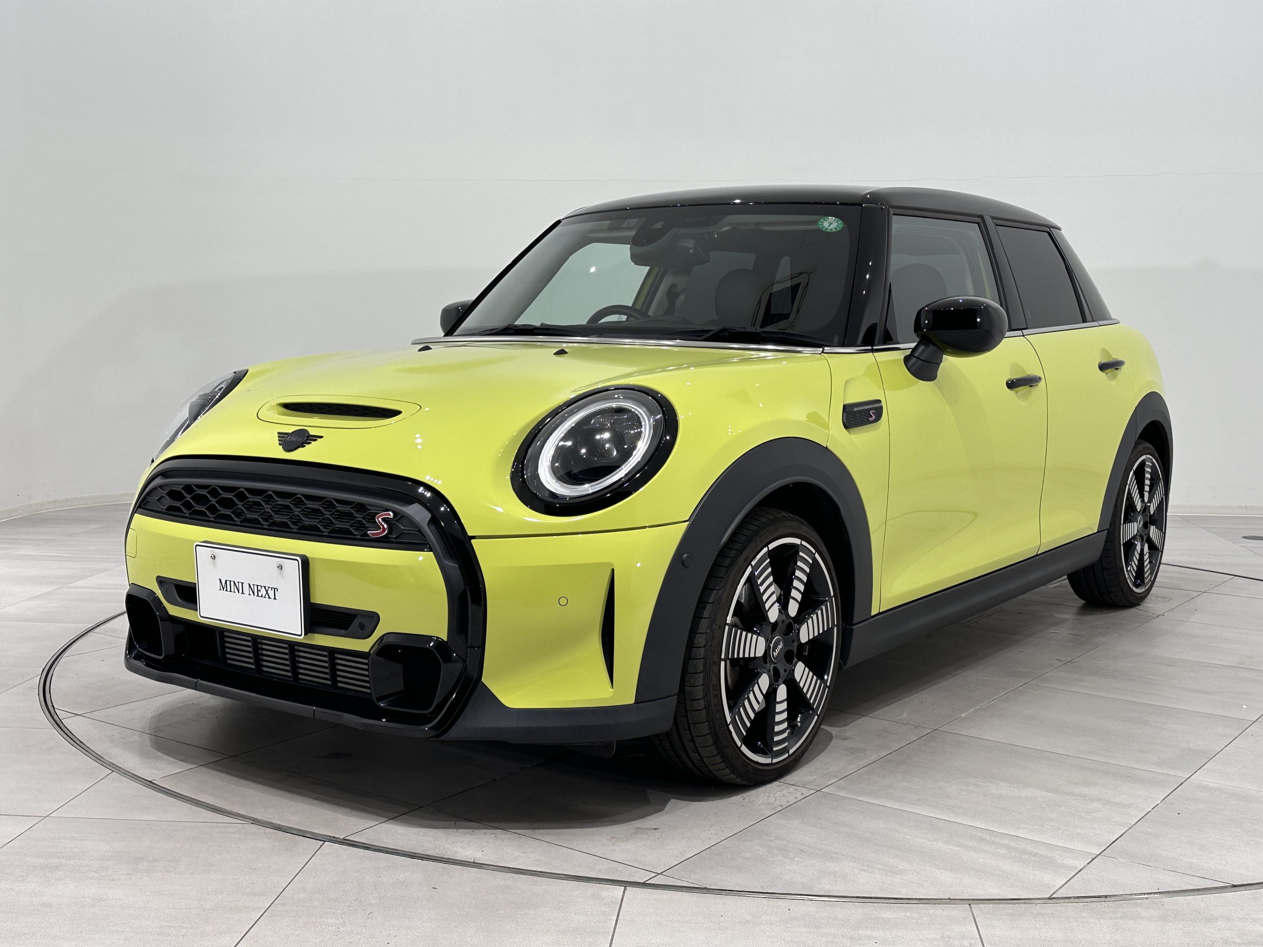 MINI COOPER S 5 DOOR