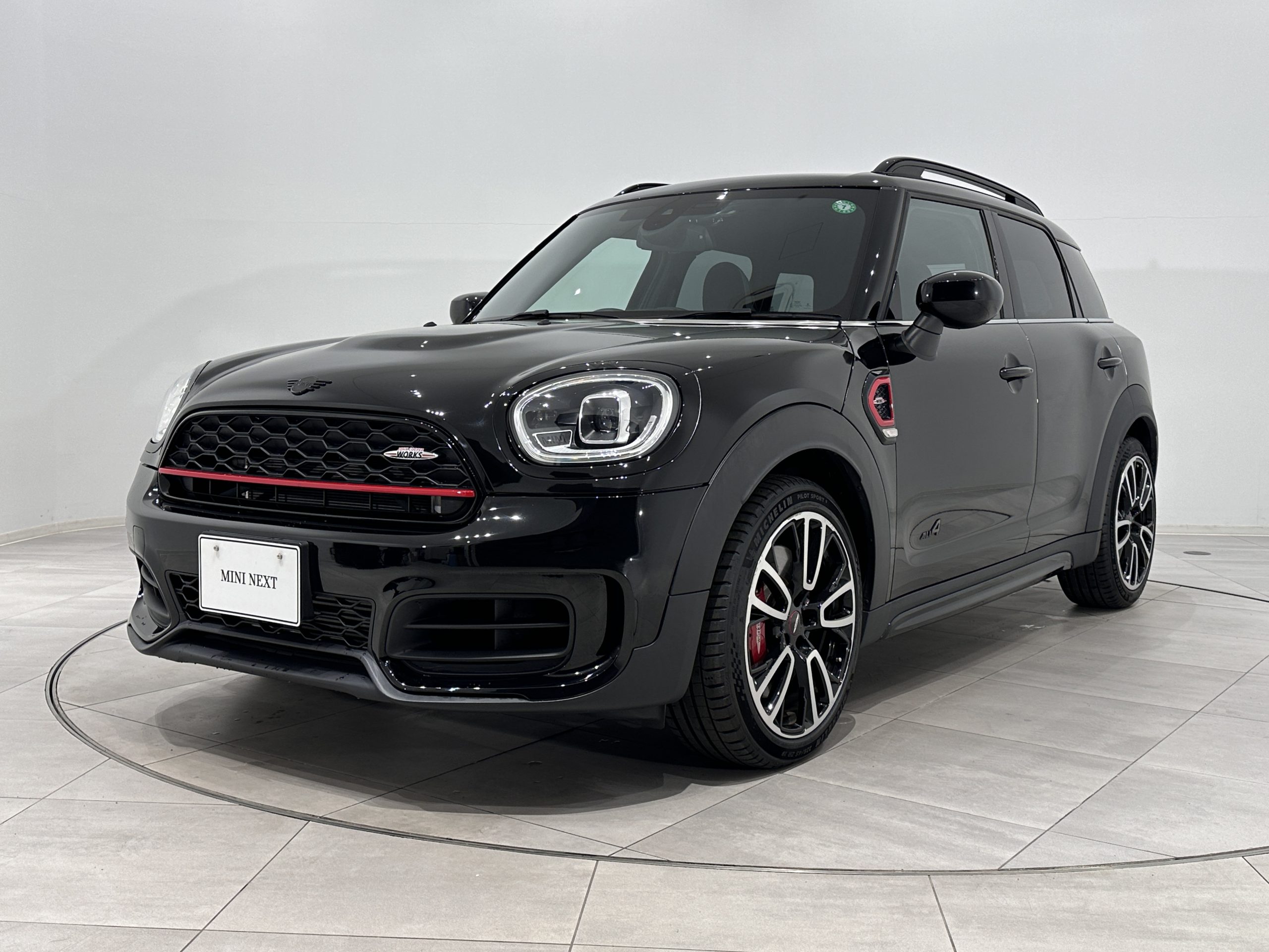 MINI CROSSOVER JCW