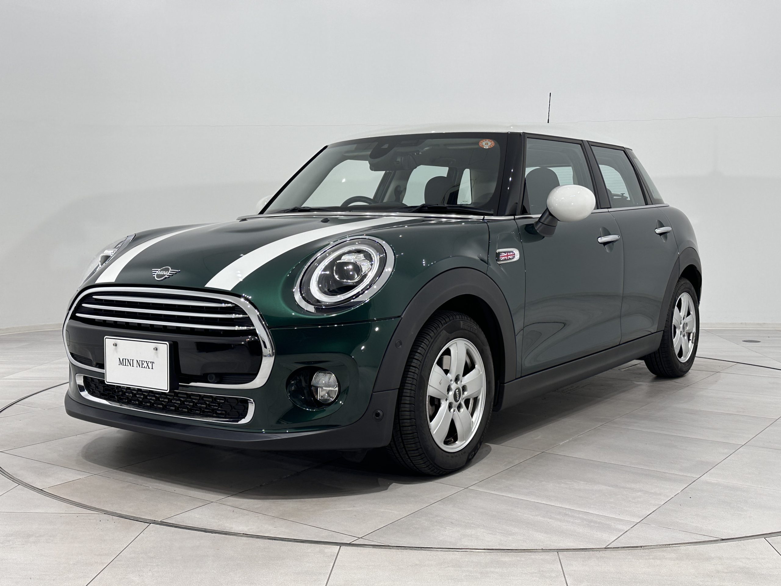 MINI COOPER D 5 DOOR.