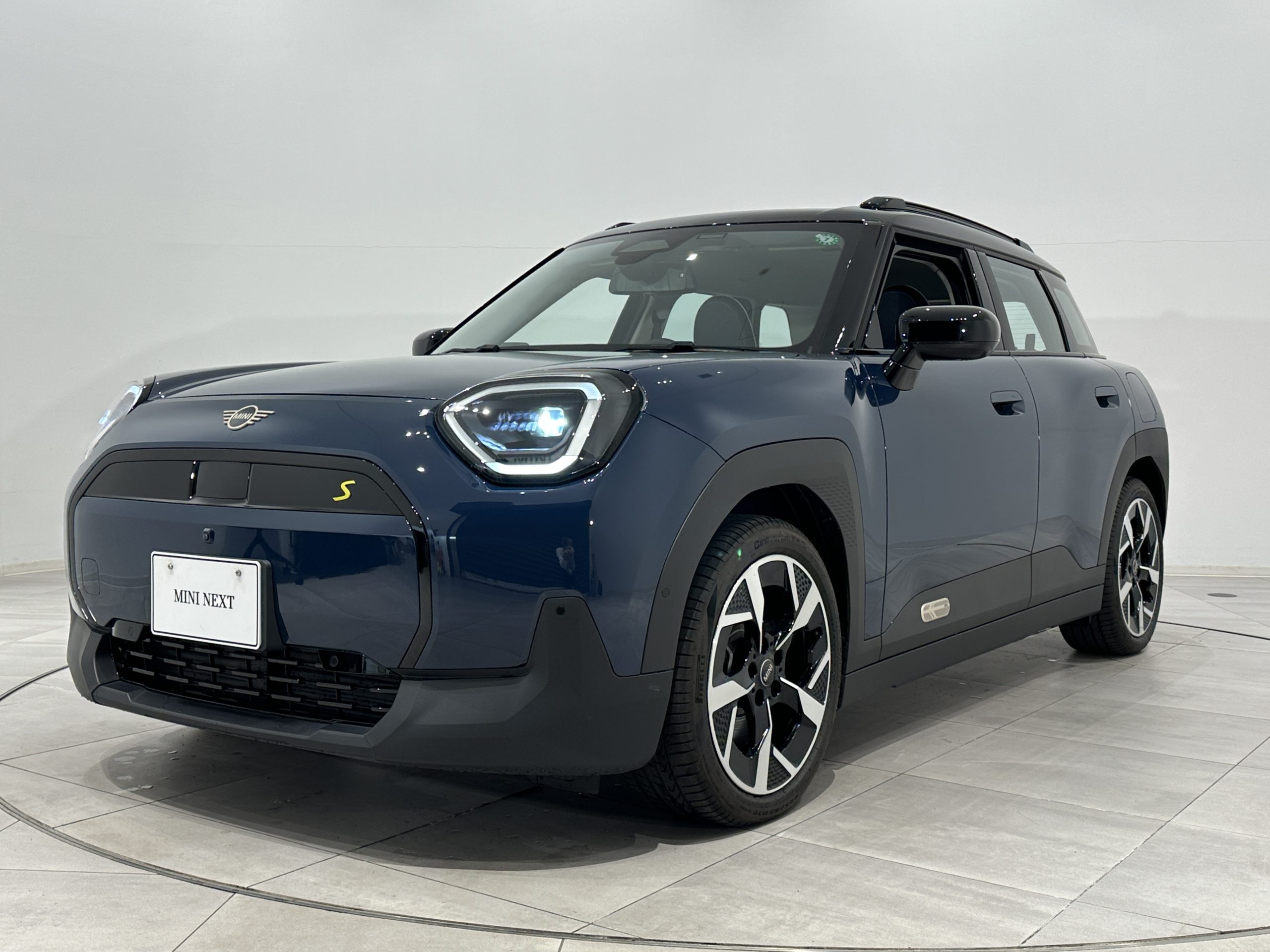 MINI ALL-ELECTRIC ACEMAN SE
