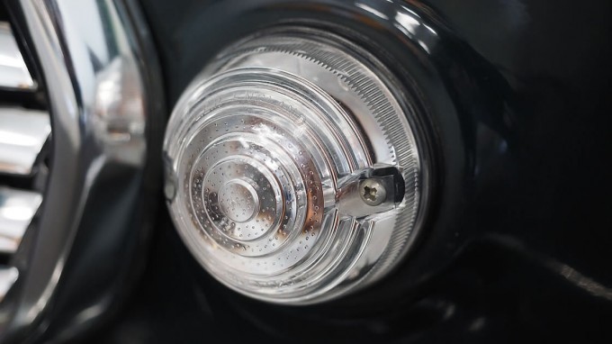 ミニクーパーのフォグランプ形状