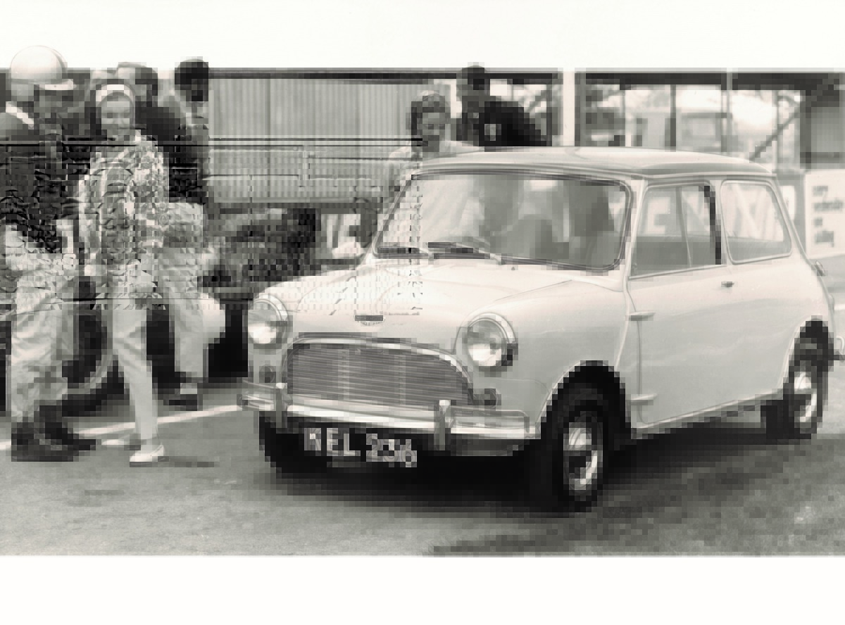 MINIセブンのルーツはローバーミニ