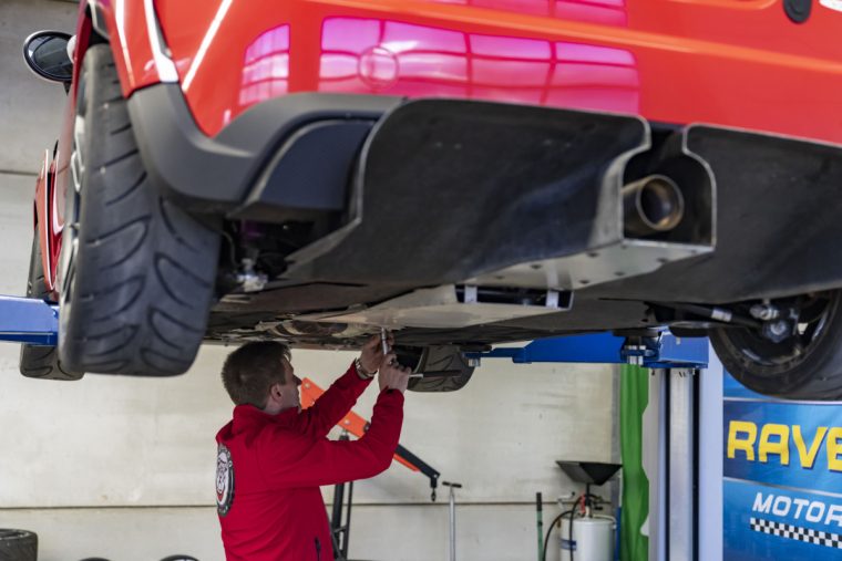 ミニクーパーの車検ではどんな項目をチェック、整備しているの?【ディーラーメカに聞きました】