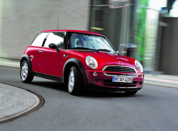 ミニ セブン (MINI SEVEN) が、ONE、クーパーで登場