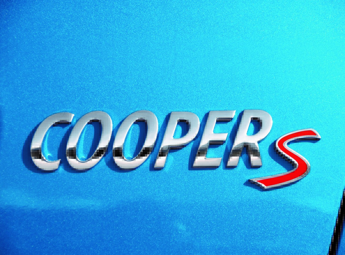 ミニ3ドア(R56)のクーパーSは上位モデルに相応しいクオリティ